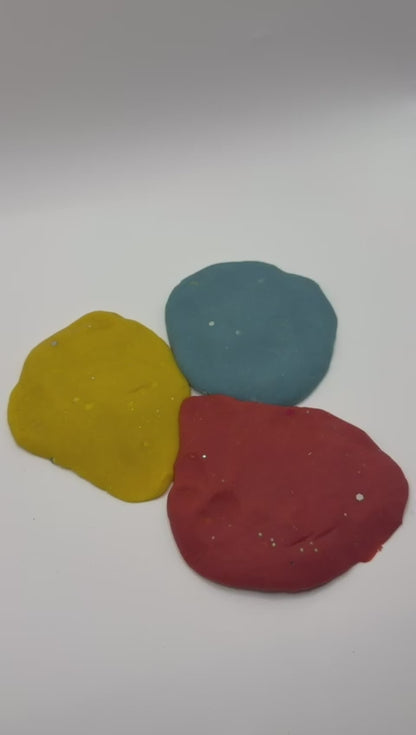 Set de plastilina y juego sensorial de granja