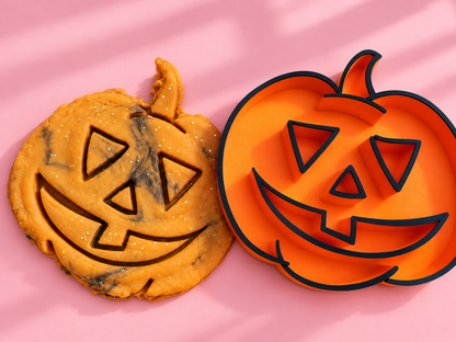Happy Pumpkin Sensory Tray & Playdough Cutter